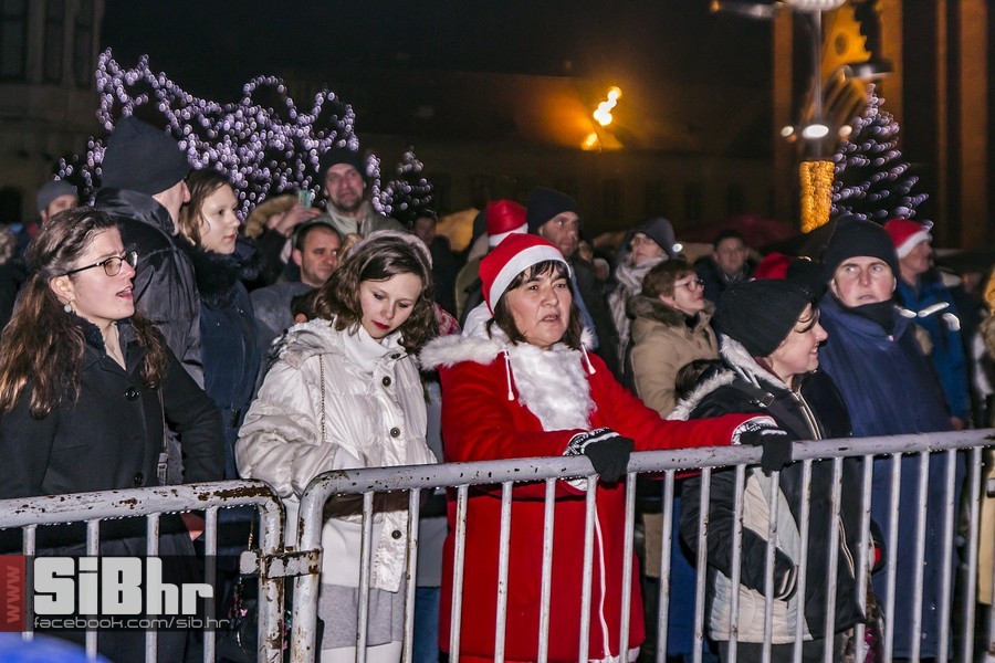 Nova_2019_Trg_A_Starcevica_SiB_