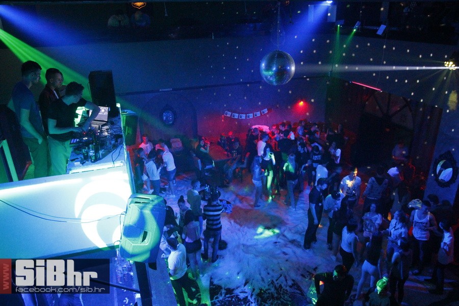 pjena_party_bastion_SiBhr_39 pjena_party_bastion_SiBhr_39