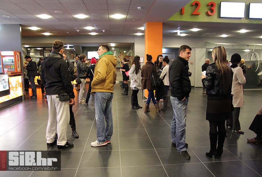 punc_2012_08 punc_2012_08