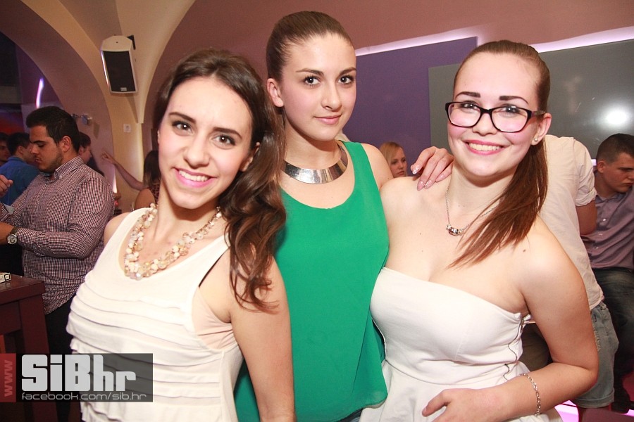 gold bar_osijek_nightlife_sibhr