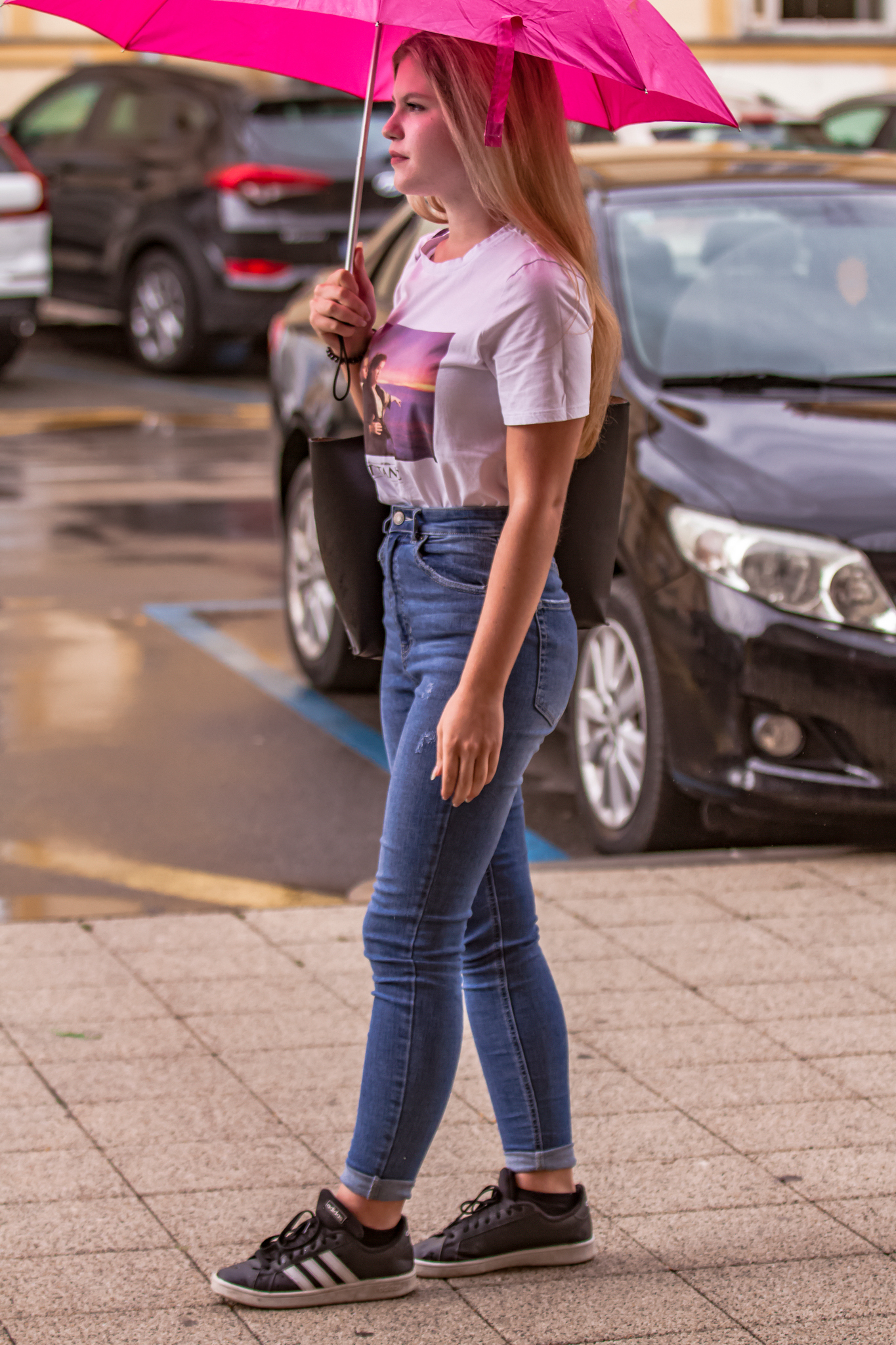 Image 4669874 (auto)