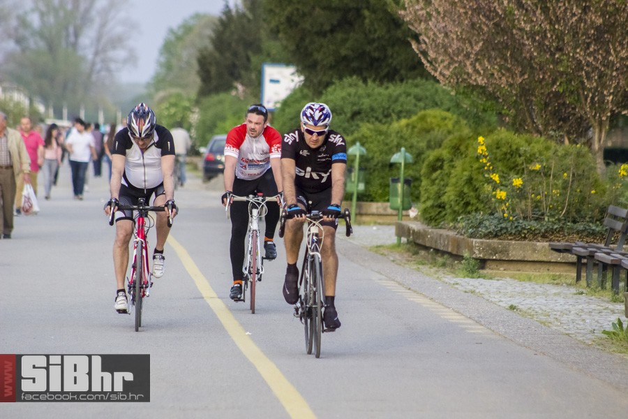 osjecani_u_setnji_gradom_100 osjecani_u_setnji_gradom_100