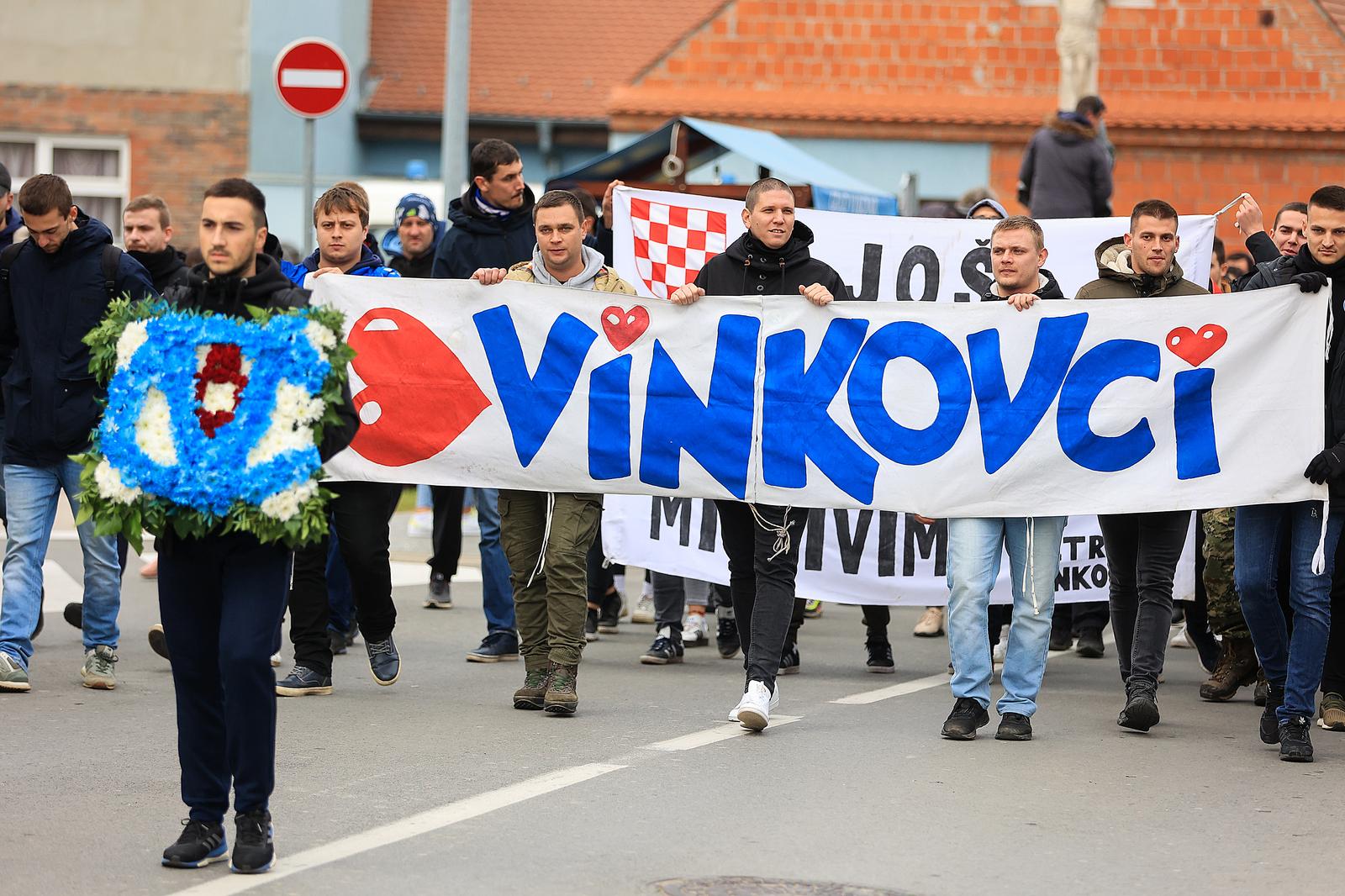 Nekoliko desetaka tisuća ljudi u vukovarskoj Koloni sjećanja