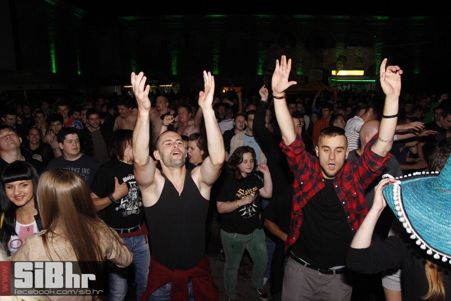 ufo_brkovi_zoran_78 ufo_brkovi_zoran_78