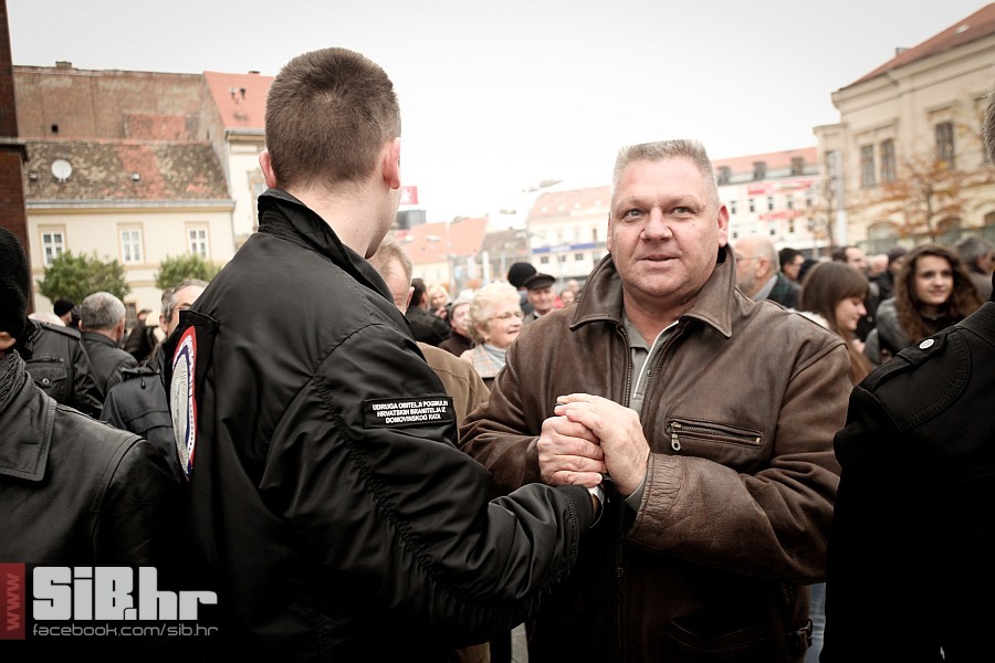 oslobodeni_generali_16112012_mb