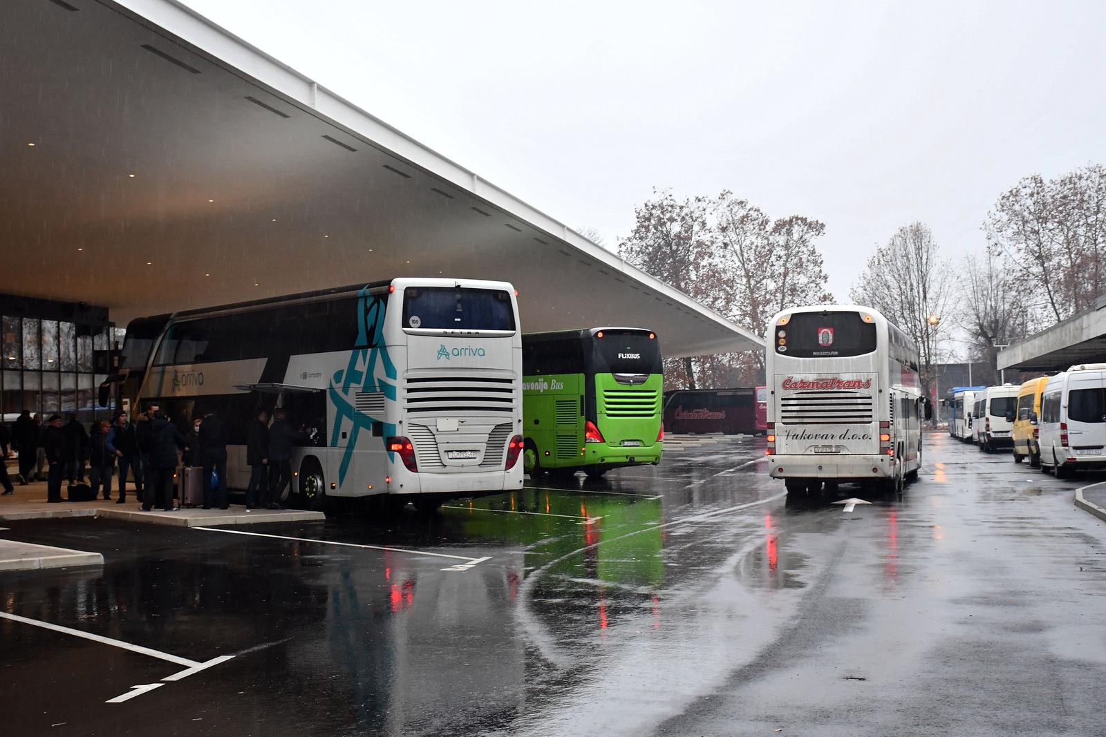 Autobusni kolodvor Slavonski Brod