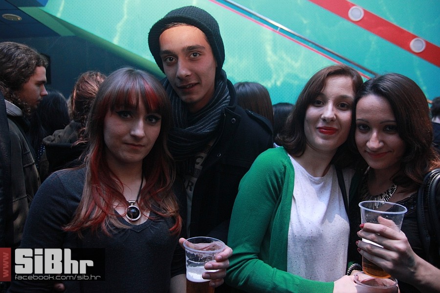 sars-kinoeuropa_SiBhr_14