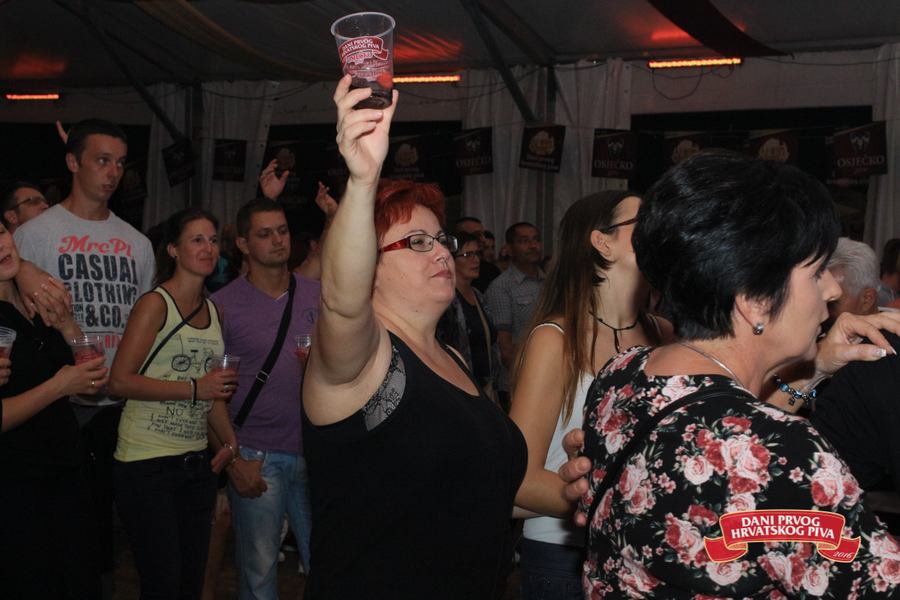 dani_piva2016_gazde_SiBhr_15