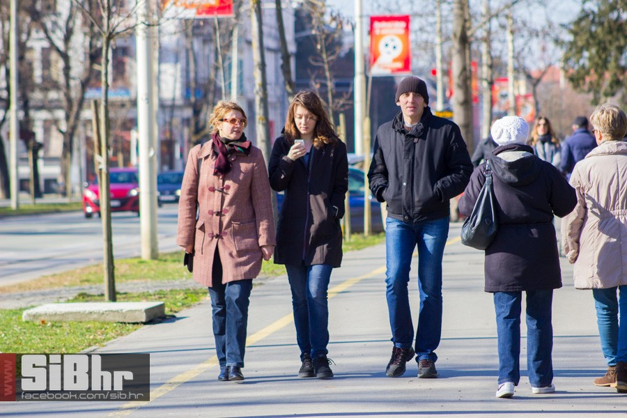 subota_osijek_setnja_ljudi_4