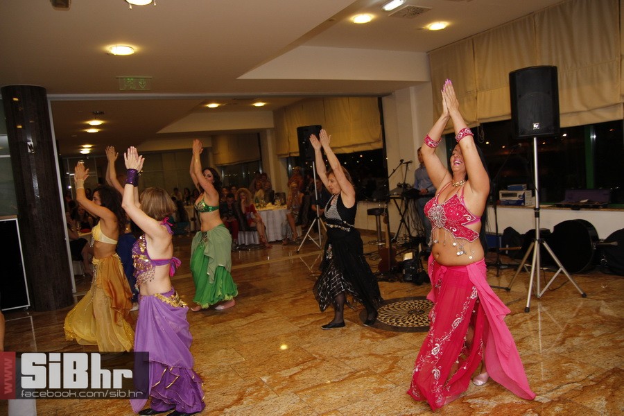 orijentalna_vecera_osijek_SiBhr orijentalna_vecera_osijek_SiBhr