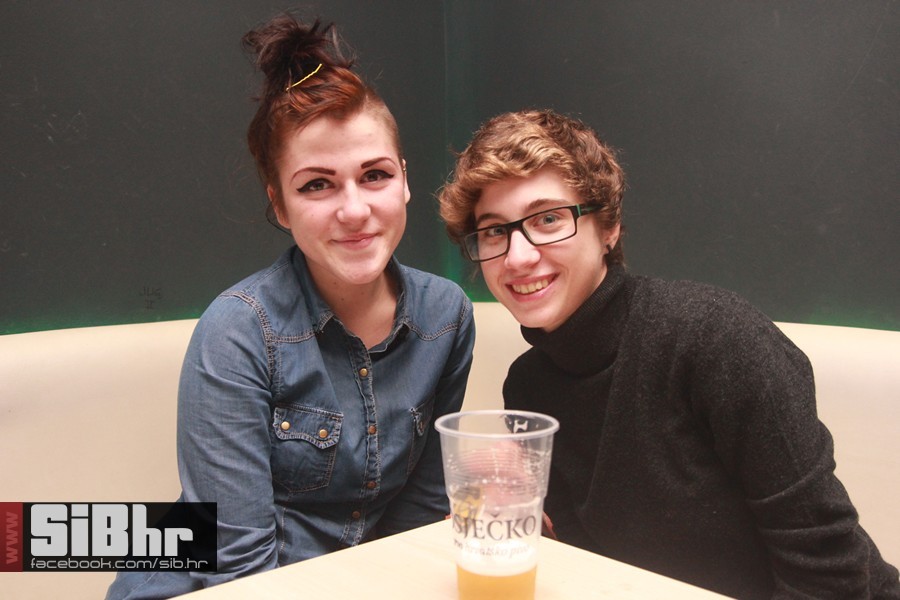 EXITexitIMG_540725122013251213