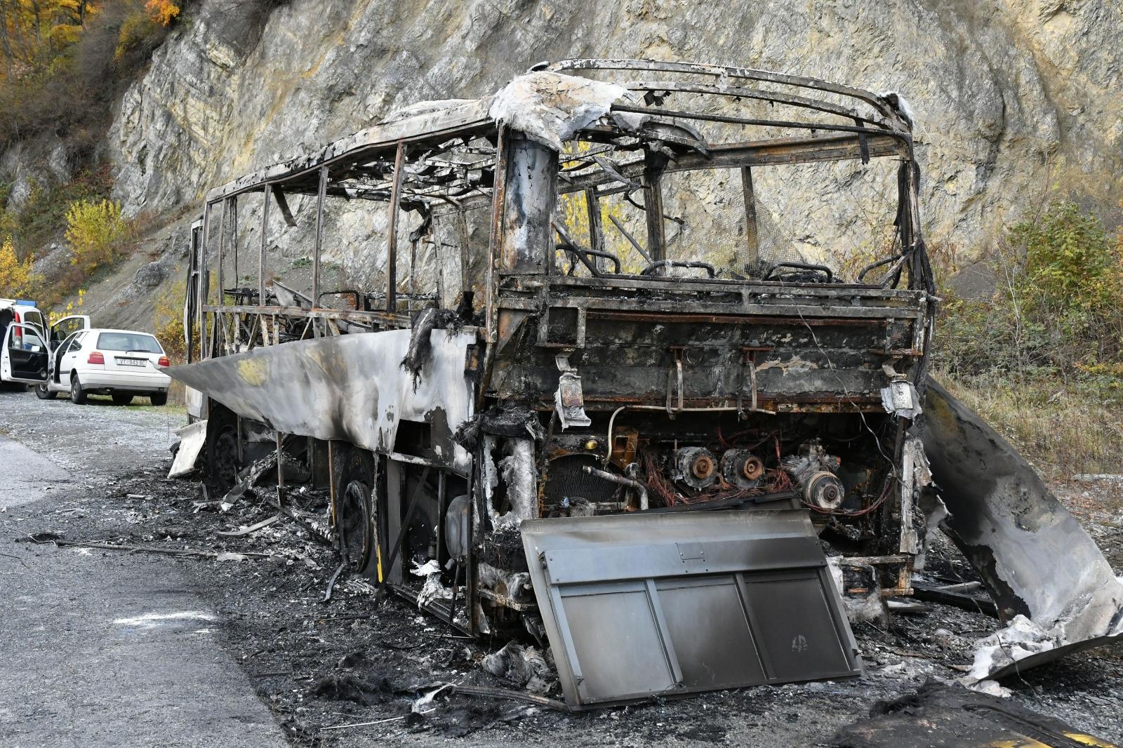 Požar autobusa na Papuku