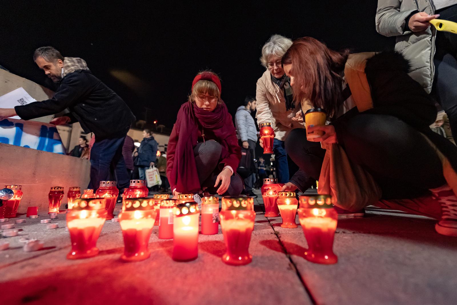 Prosvjed protiv korona mjera u Osijeku