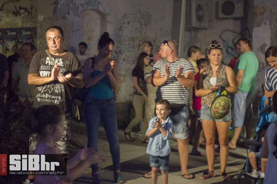 oljn_kolovoz_2015_SiBhr46