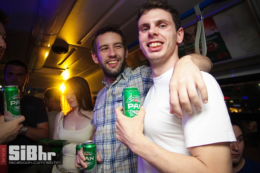 ufo_tramvaj_party_15062013_kali ufo_tramvaj_party_15062013_kali