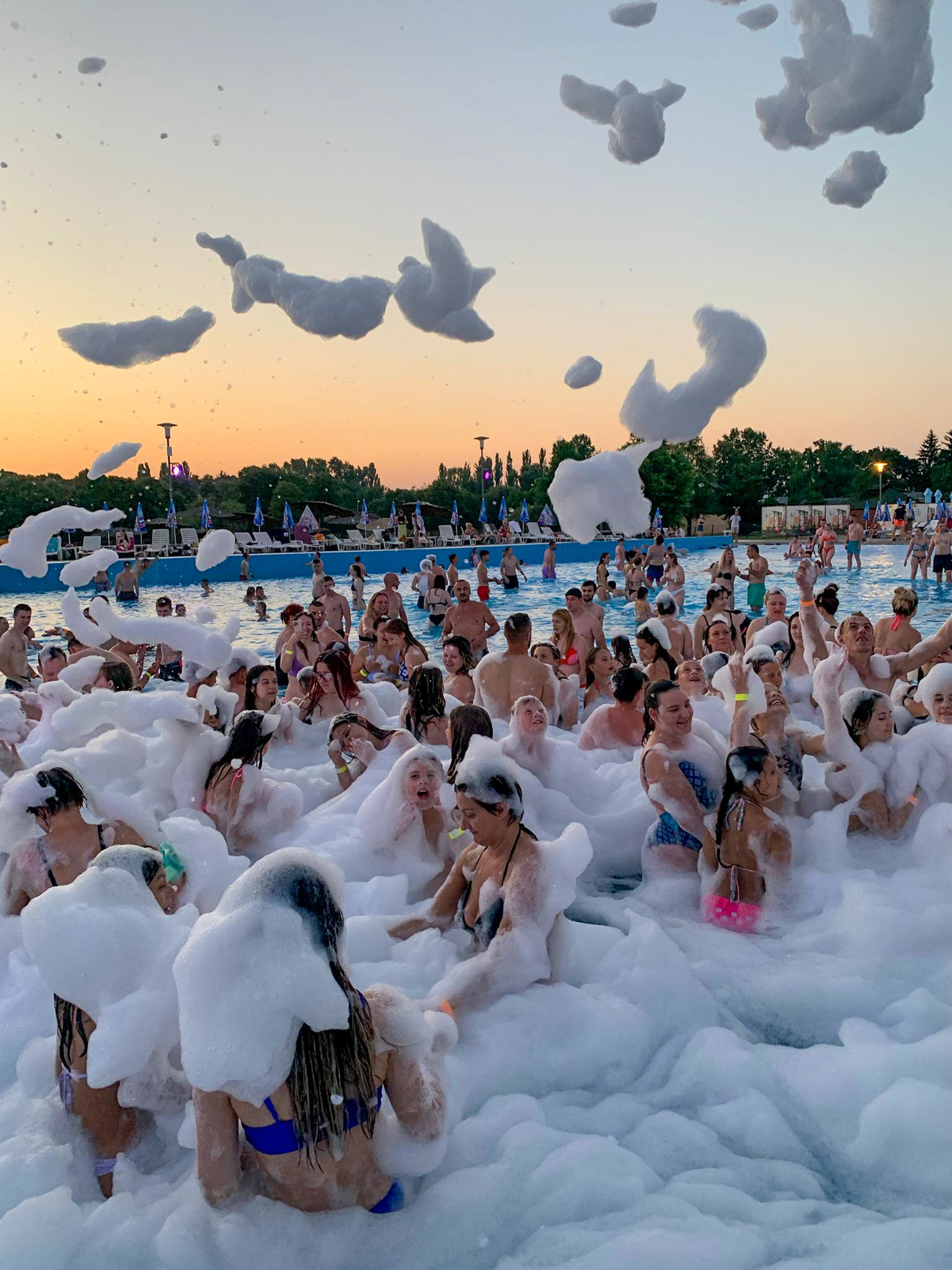 Pjena party u Bizovačkim toplicama Pjena party u Bizovačkim toplicama