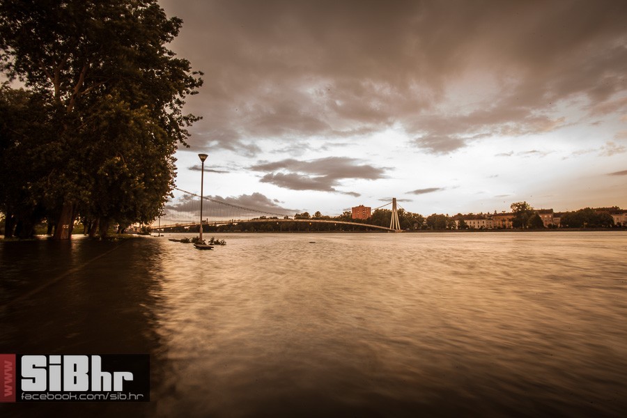 prelijevanje_drave2013_mbanic_S