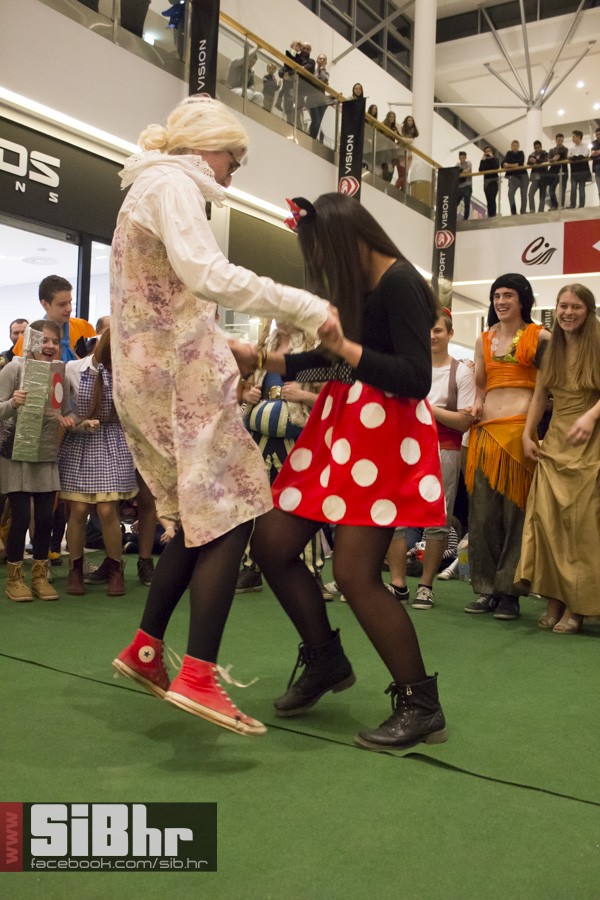 osjecki_karneval_avenue_mall_81
