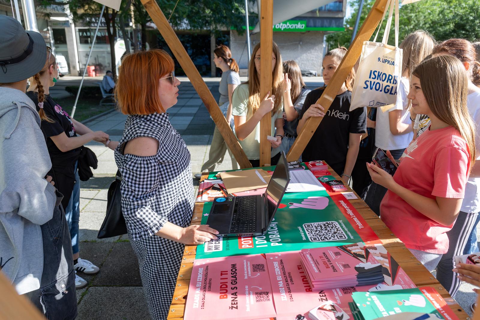 “Žena s glasom” Osijek “Žena s glasom” Osijek