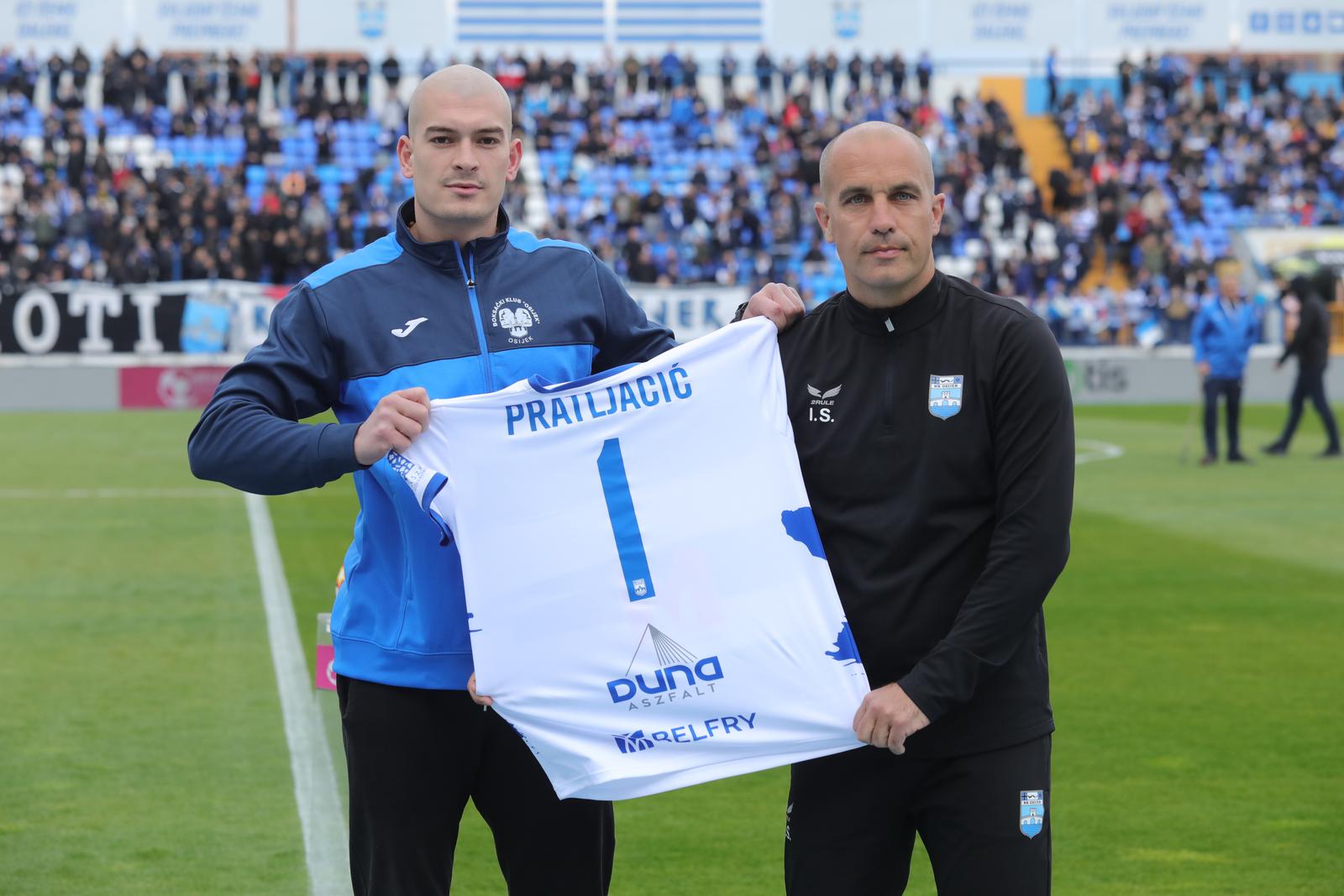 Slavlje NK Osijeka Kohorti za rođendan Slavlje NK Osijeka Kohorti za rođendan