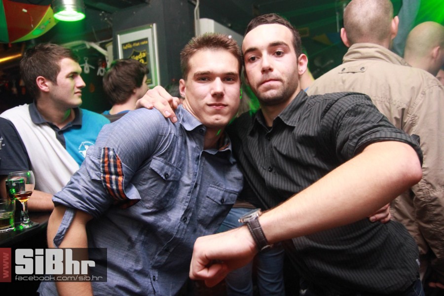 tufna0211_82 tufna0211_82