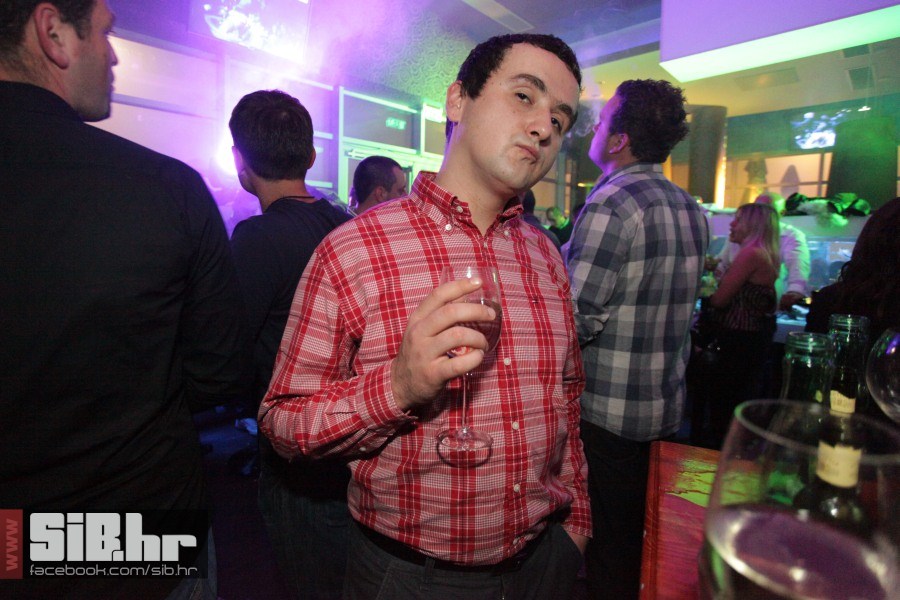 playboy_party_lotus_20102012_si