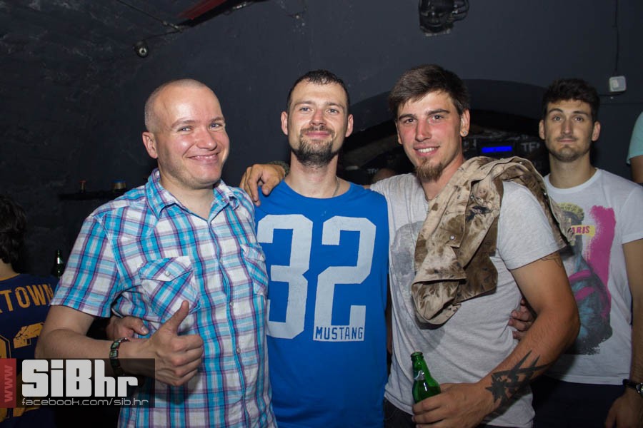 outside_i_tufna_19