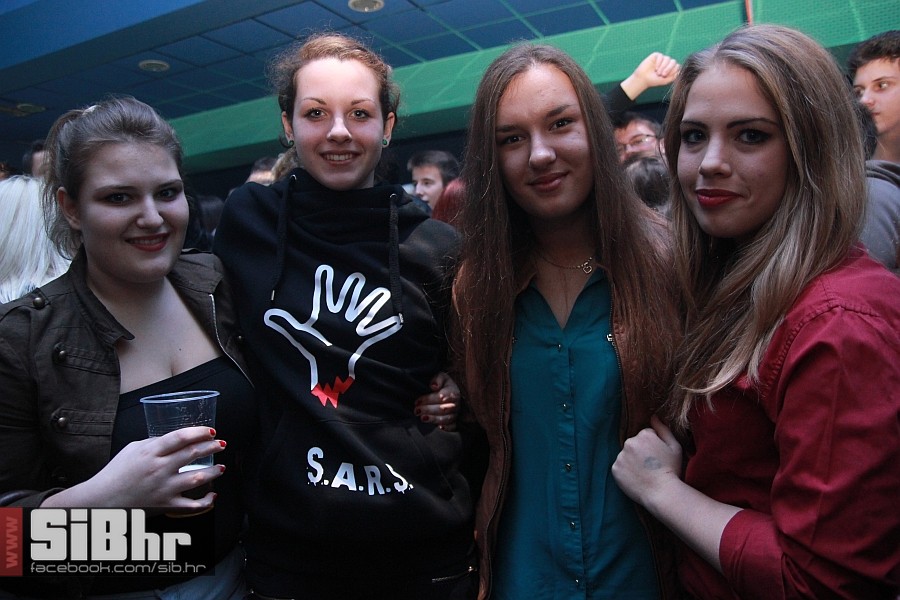 sars-kinoeuropa_SiBhr_35