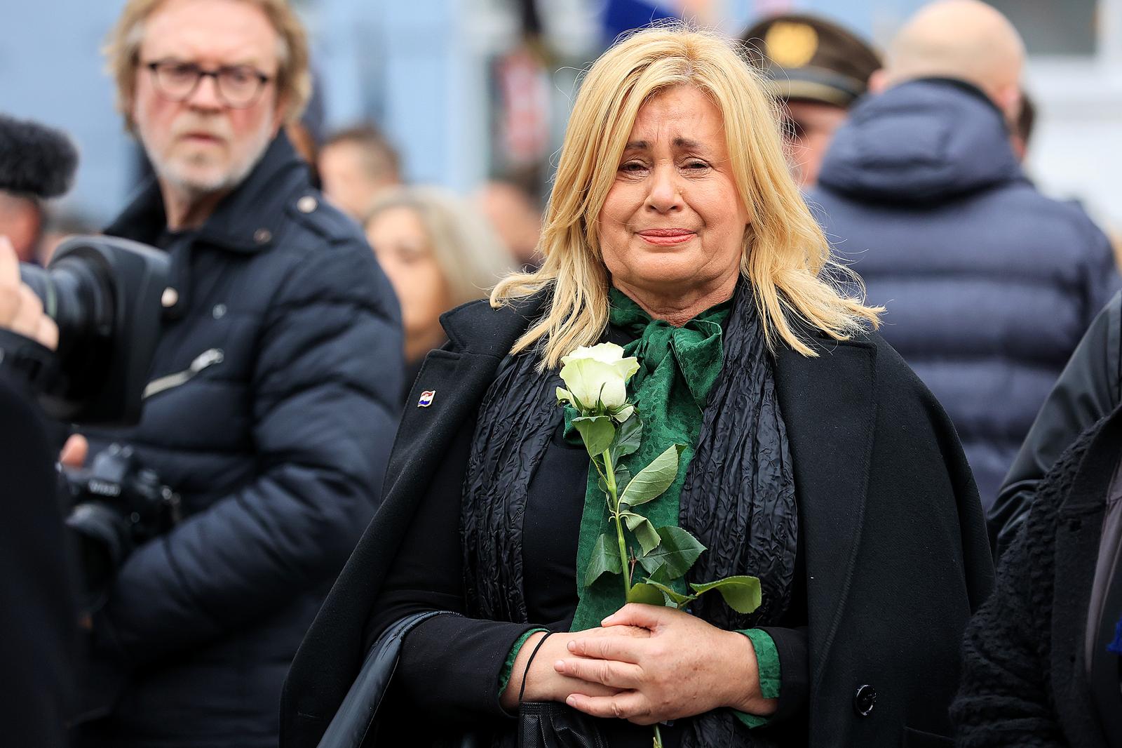 Deseci tisuća ljudi došlo u Vukovar odat počast gradu heroju