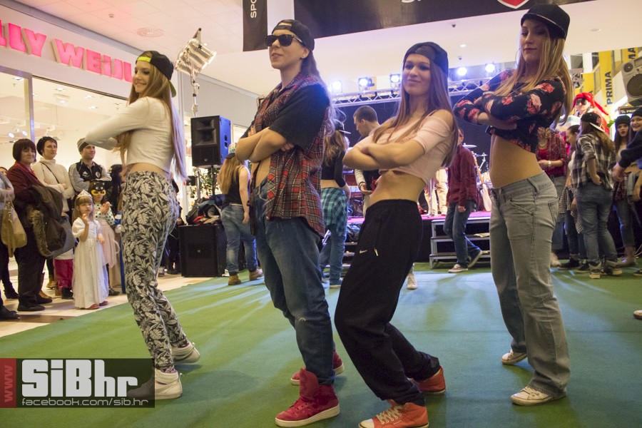 osjecki_karneval_avenue_mall_65