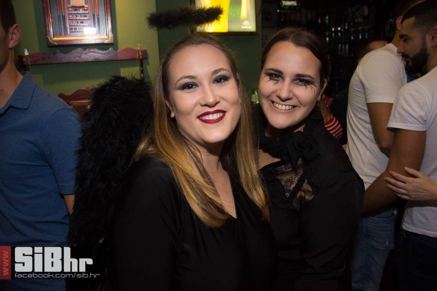 fortpub_halloween_22