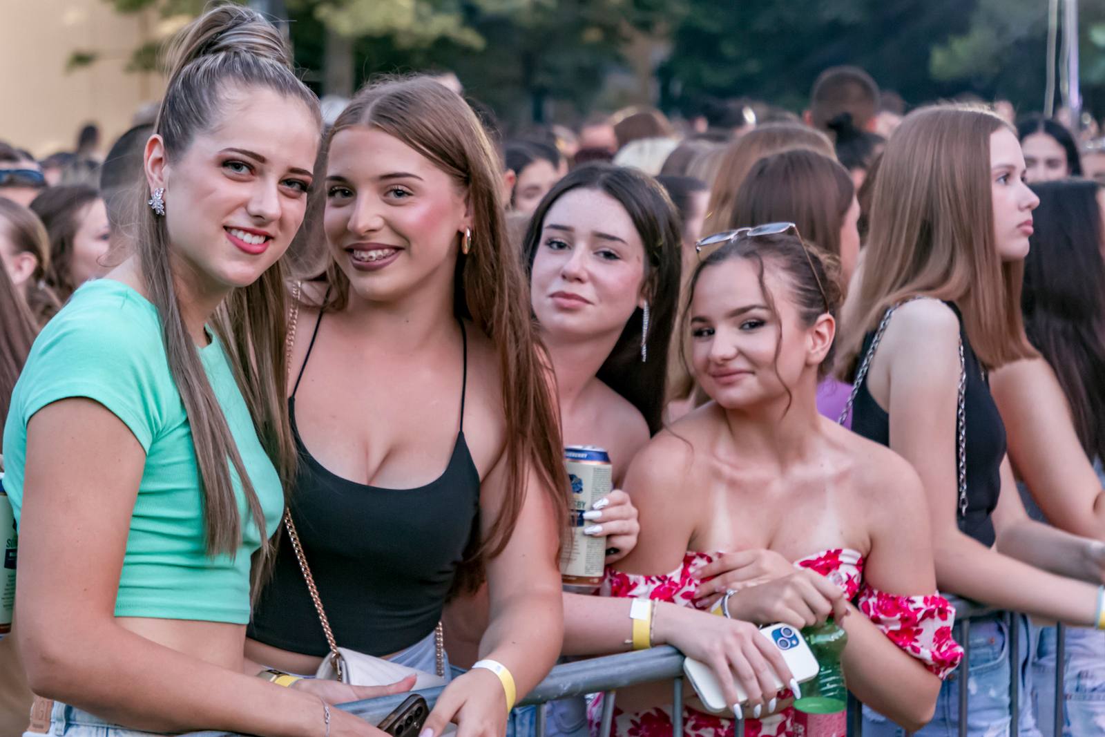 Trap zvijezda Relja održao koncert u osječkoj Tvrđi