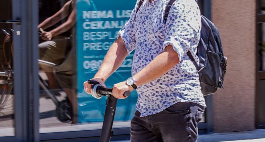 električni romobil električni romobil