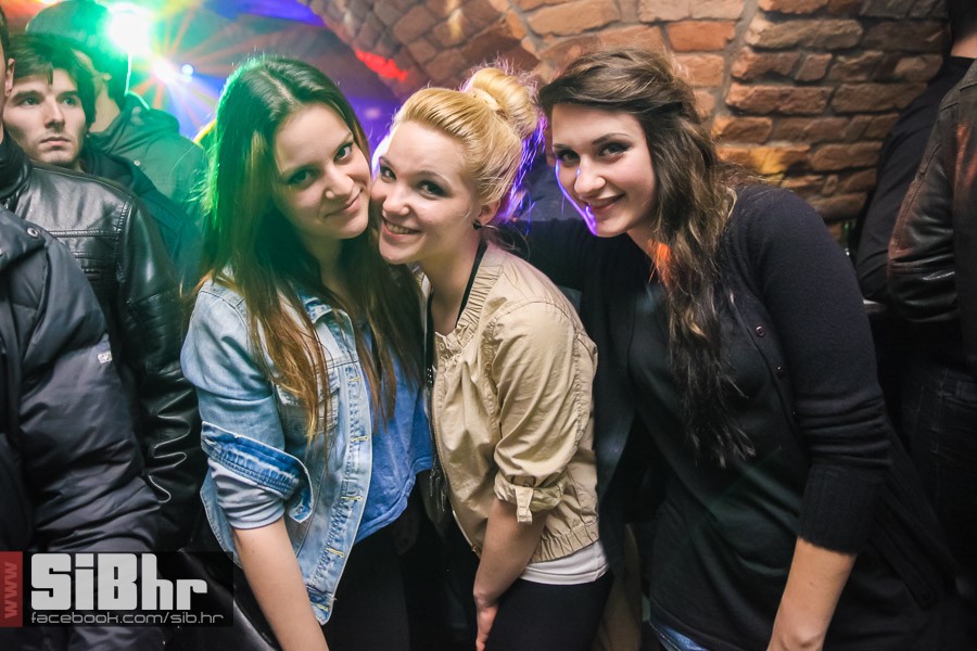 exit-viptaxi_SiBhr_20 exit-viptaxi_SiBhr_20