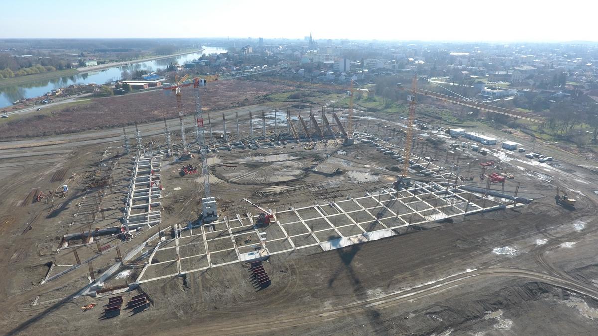 Pogled iz zraka na gradilište novog osječkog stadiona