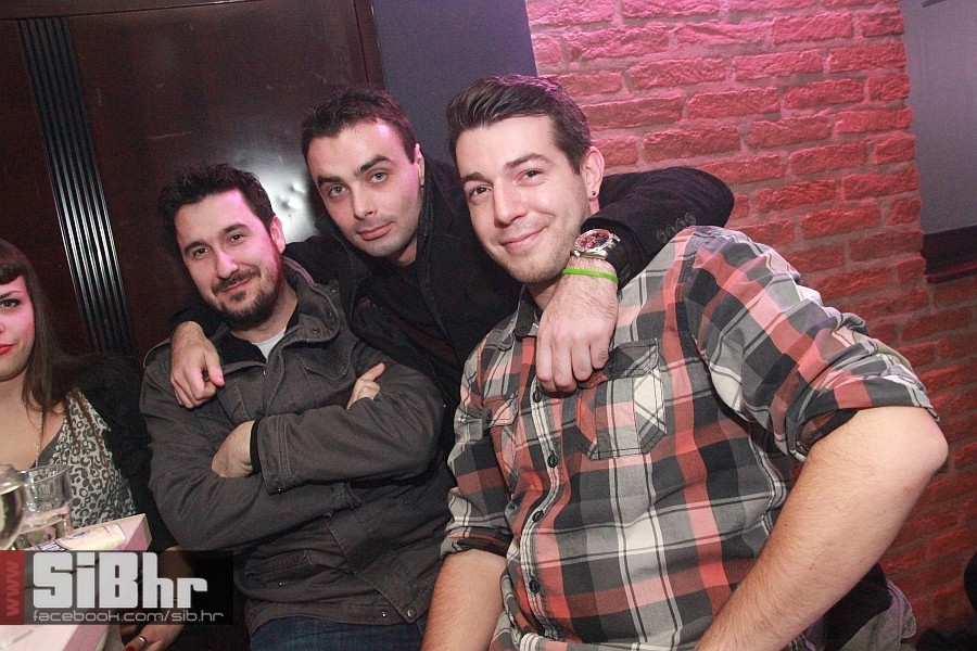 nocni_zivot_Exit_04012013_SiBhr