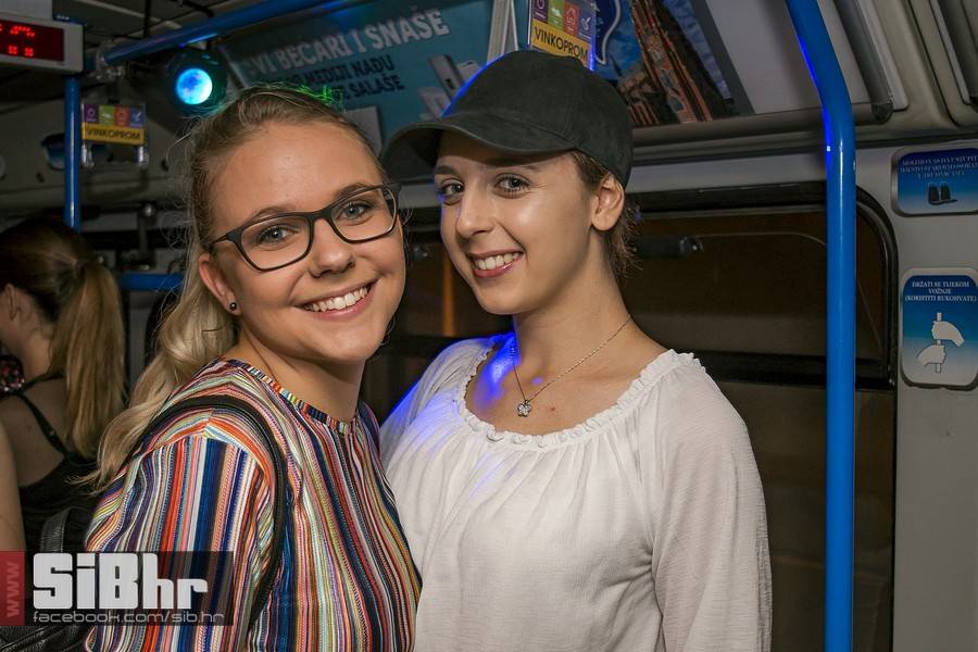 Tram_party_SiBhr-57