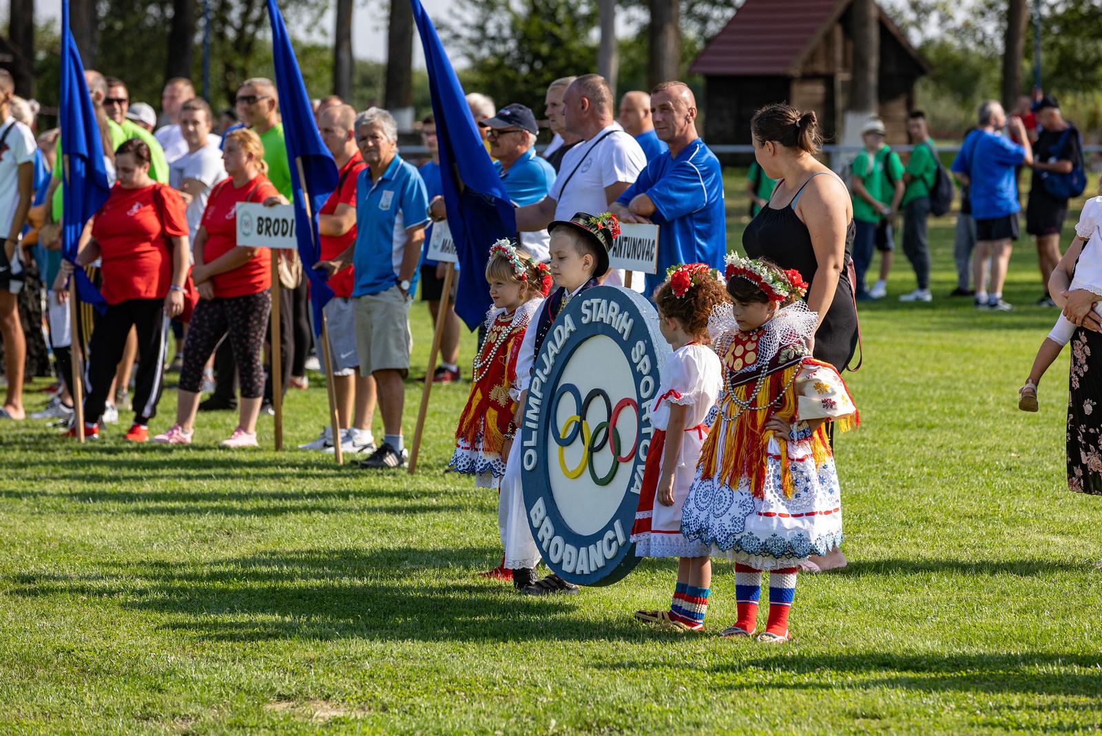 48. Olimpijada starih športova u Brpđancima