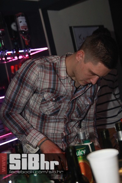 _exit_sibhr2014_74