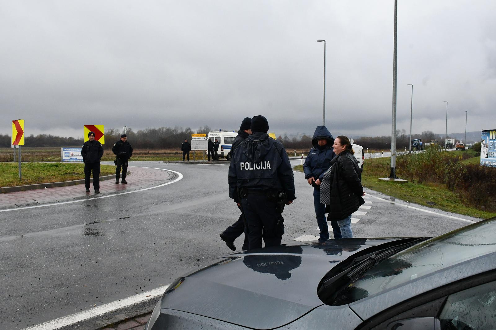 Prosvjedi seljaka na slavonskim cestama