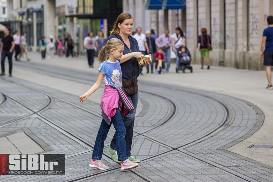 osjecani_u_setnji_gradom_49 osjecani_u_setnji_gradom_49