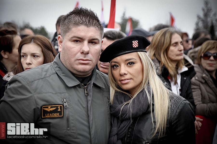 vukovar_prosvjed_protiv_cirilic