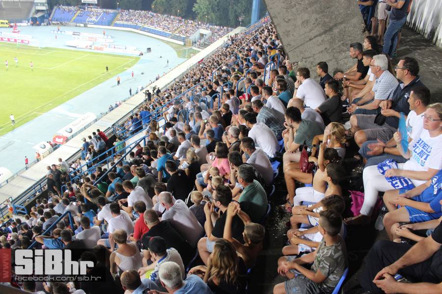 osijek-psv_SiBhr_17