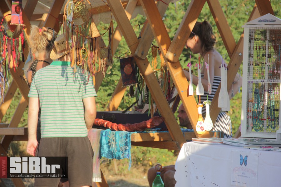 slama2015_subota_SiBhr05