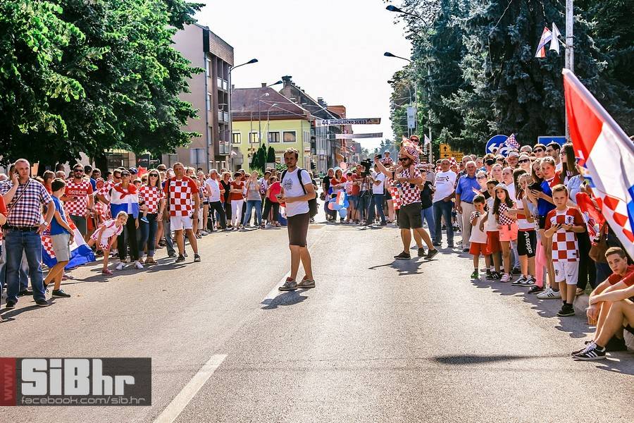 Domagoj_Vida_SiBhr-003