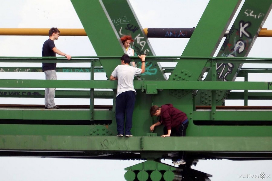 zeljo_opasna_djecja_igra_SiBhr_ zeljo_opasna_djecja_igra_SiBhr_