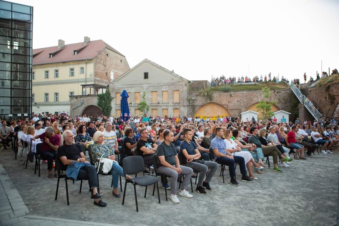 Vlatko Stefanovski trio u Osijeku Vlatko Stefanovski trio u Osijeku