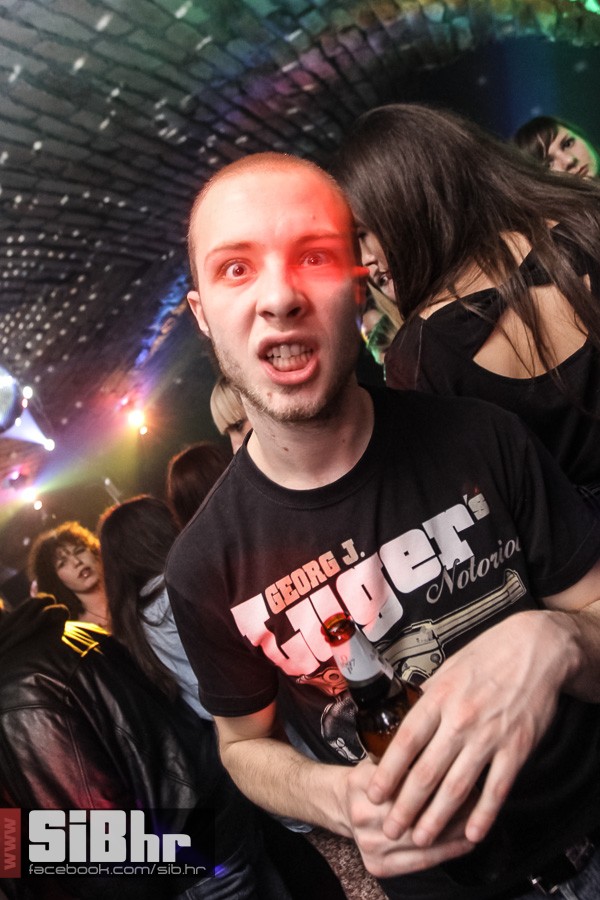 exit-viptaxi_SiBhr_30 exit-viptaxi_SiBhr_30