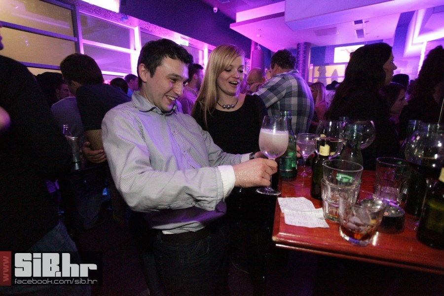 playboy_party_lotus_20102012_si