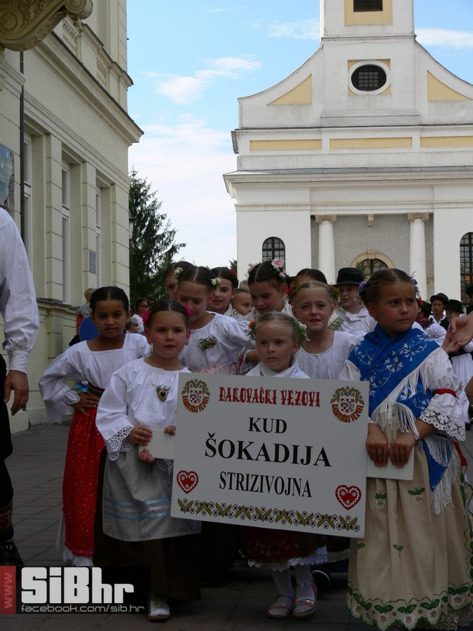 mali_djekovacki_vezovi_27